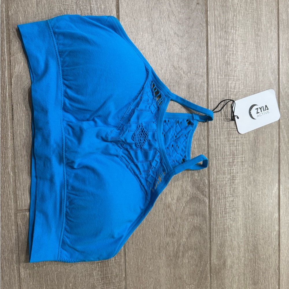 ZYIA Bright Cyan Amazing Seamless Bra